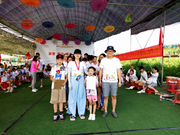 “敬老带小”星火传承项目之亲子游戏+厨艺比拼亲子游